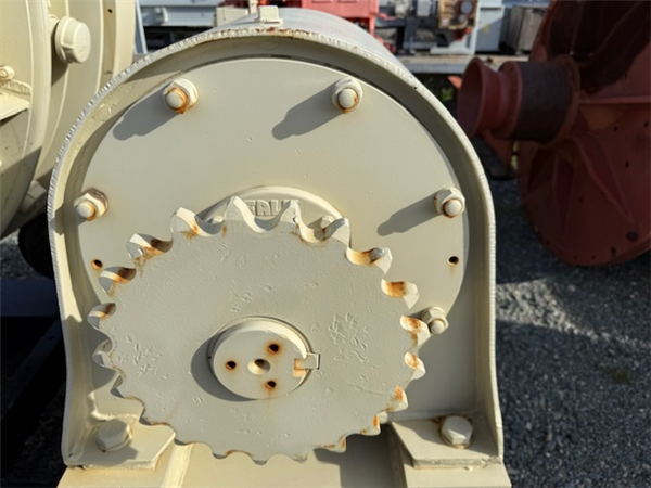 5' X 3' (1.5m X 0.9m)) Sag Mill With 20 Hp Motor)